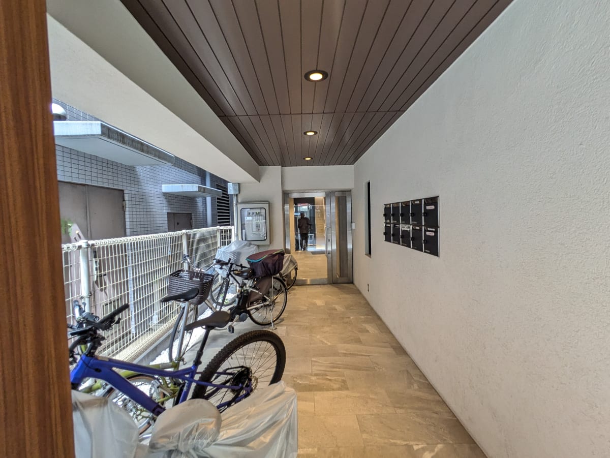 v20250912150807/fresh/building/J00100389848_9