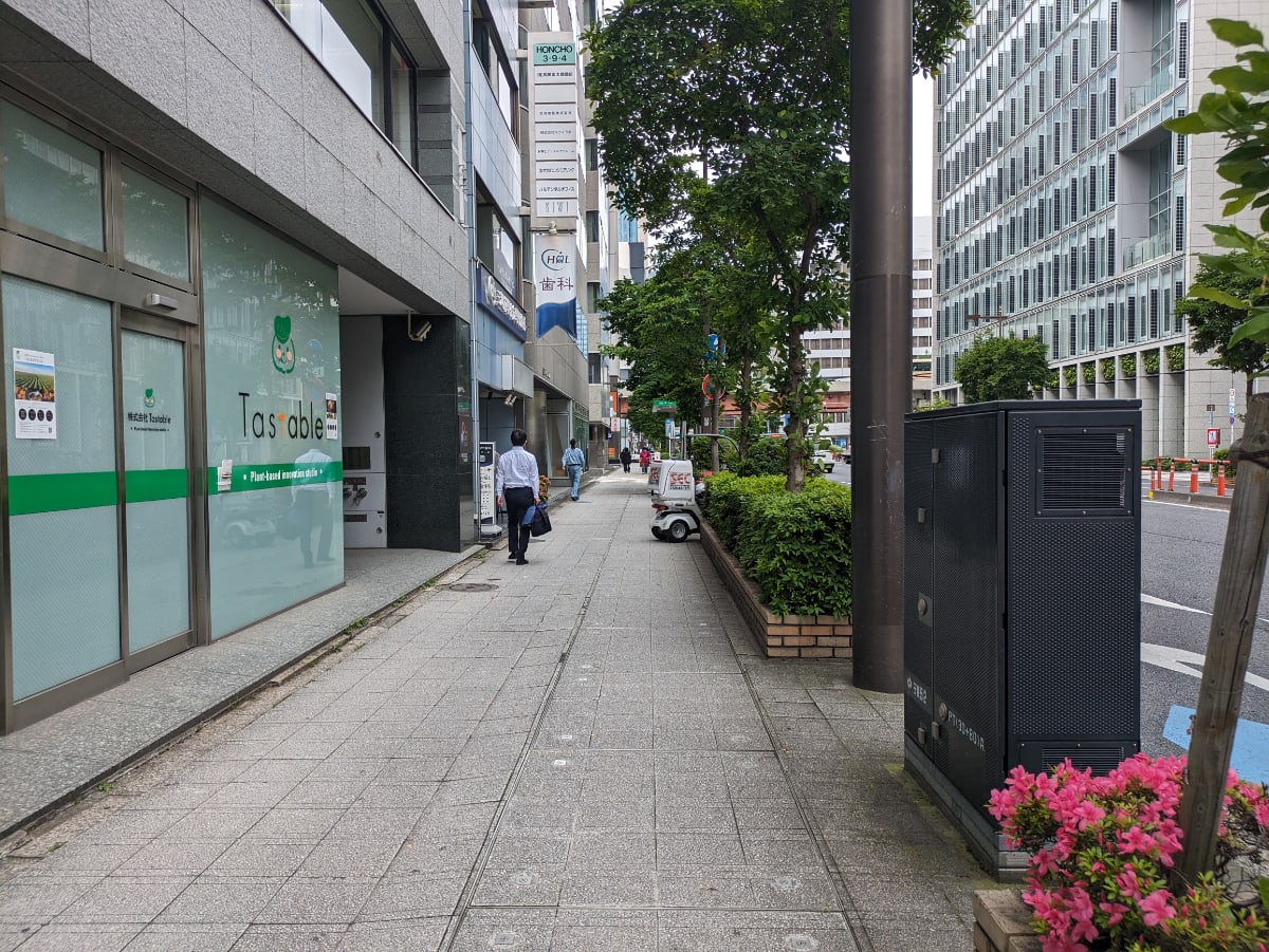 v20250912150807/fresh/building/J00100390749_2