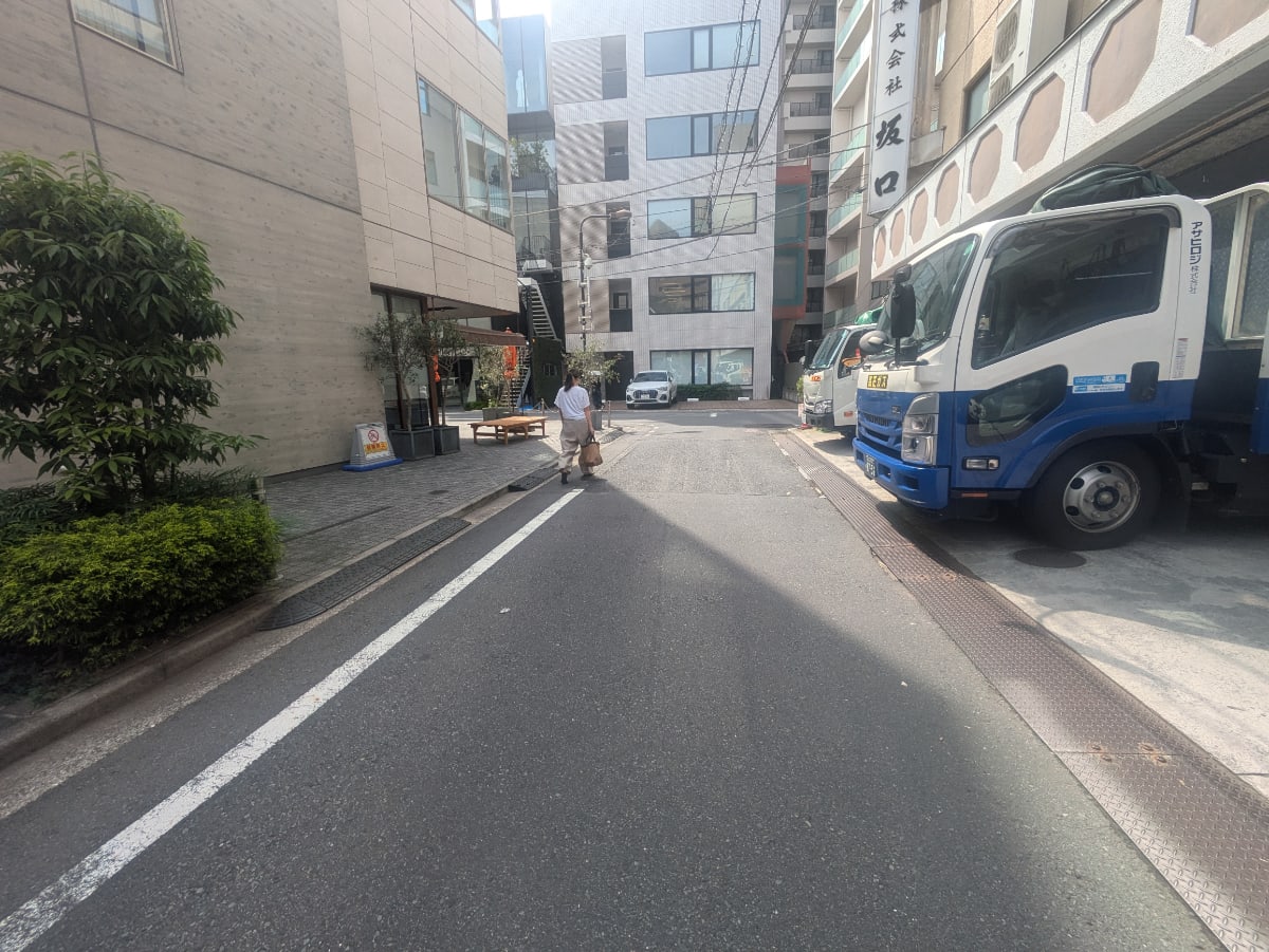 v20250912150807/fresh/building/J00100425463_7