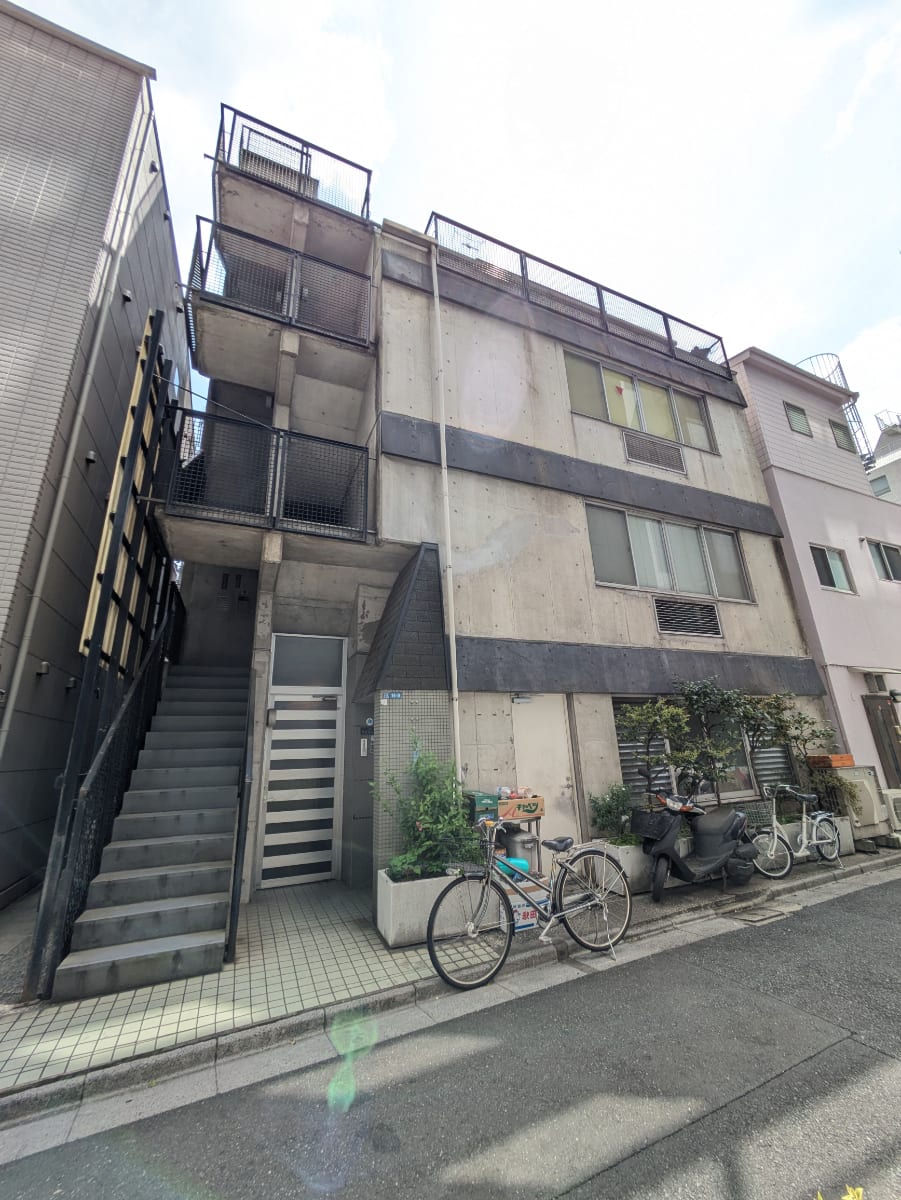 v20250913150703/fresh/building/J00100359821_6