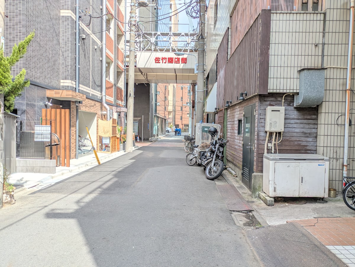 v20250913150703/fresh/building/J00100366965_2