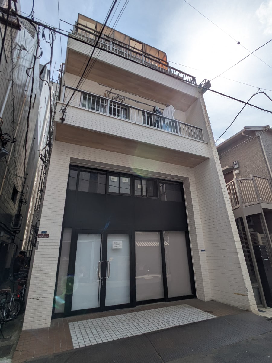 v20250913150703/fresh/building/J00100366965_7