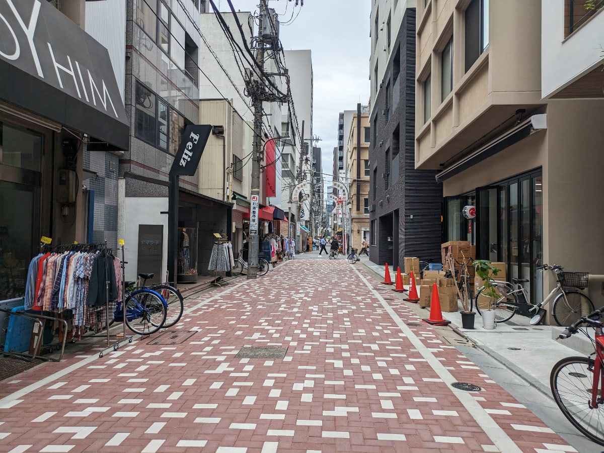 v20250913150703/fresh/building/J00100369669_2