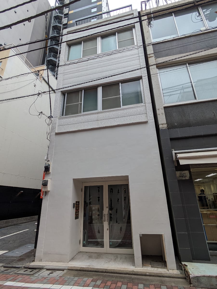 v20250913150703/fresh/building/J00100372647_1