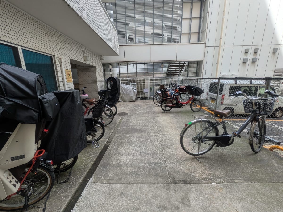 v20250913150703/fresh/building/J00100378044_7
