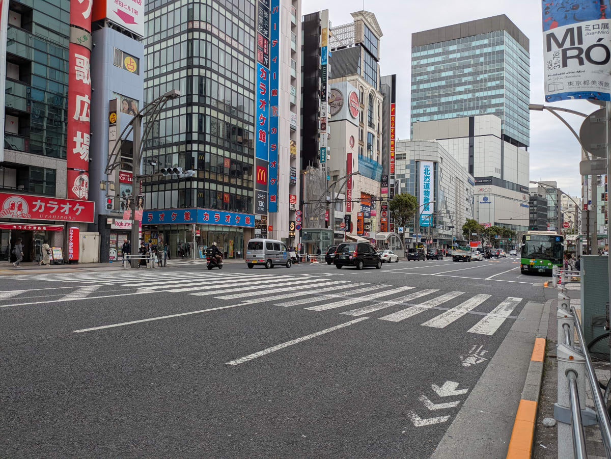 v20250913150703/fresh/building/J00100379352_13