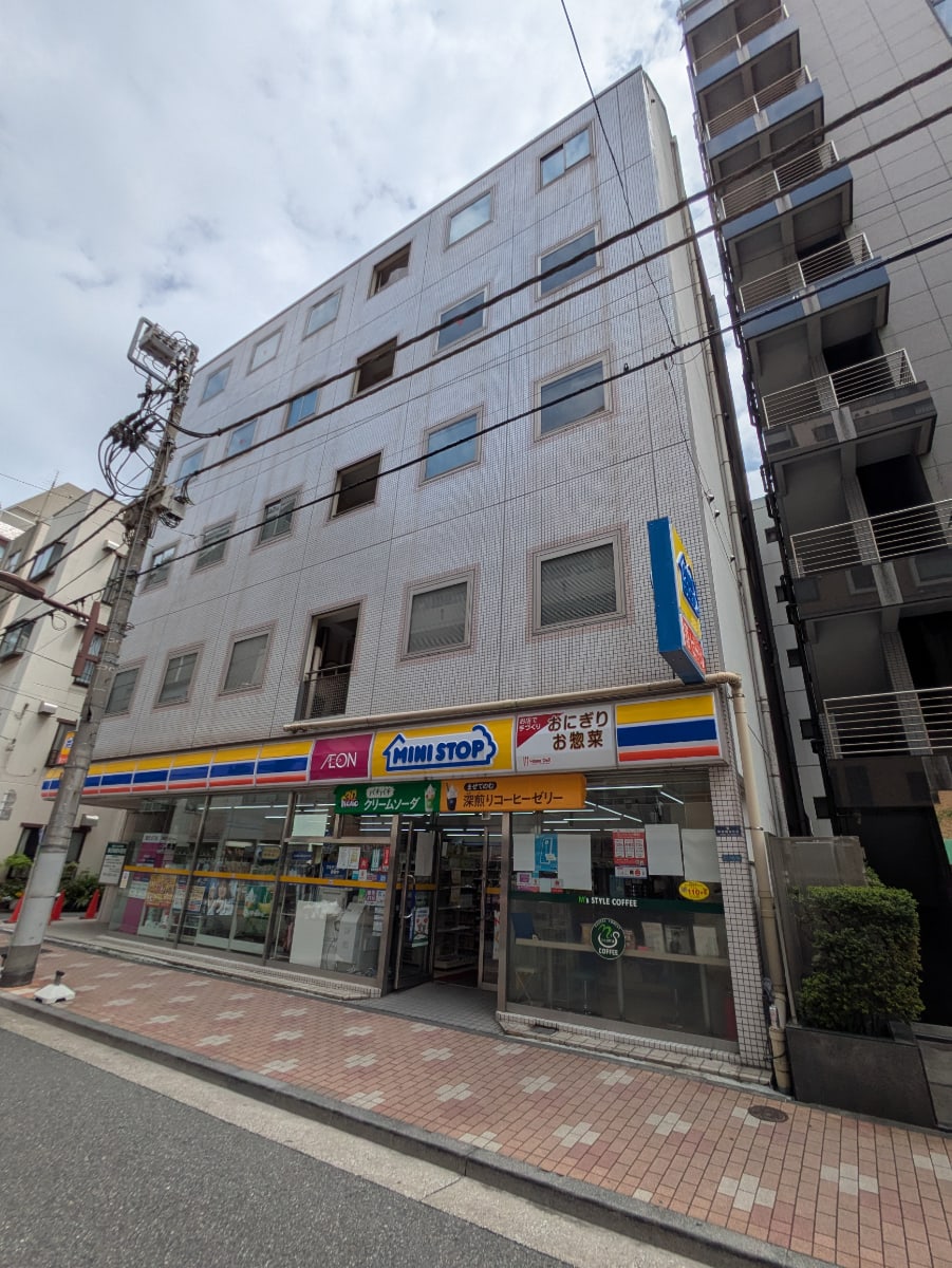 v20250913150703/fresh/building/J00100379752_8