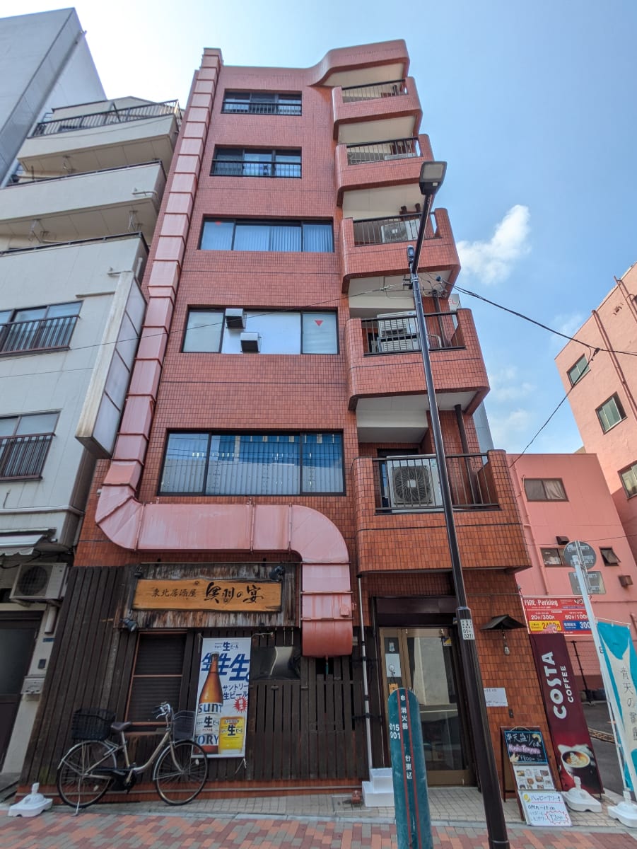 v20250913150703/fresh/building/J00100382490_1