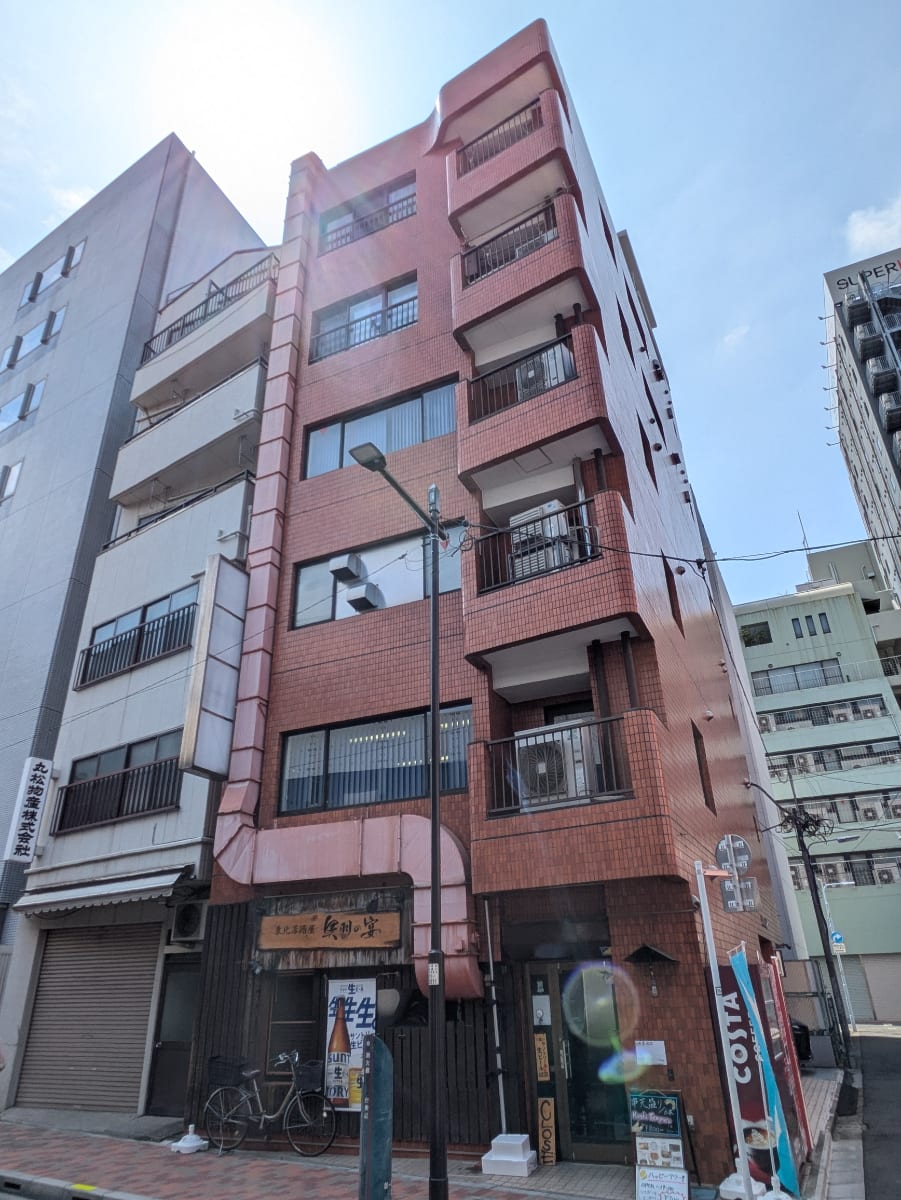 v20250913150703/fresh/building/J00100382490_7