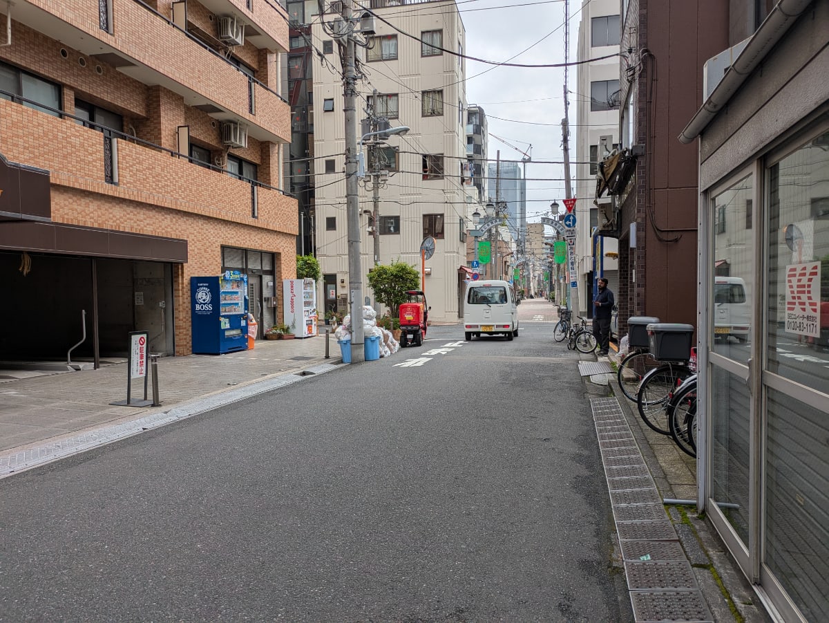 v20250913150703/fresh/building/J00100389851_2