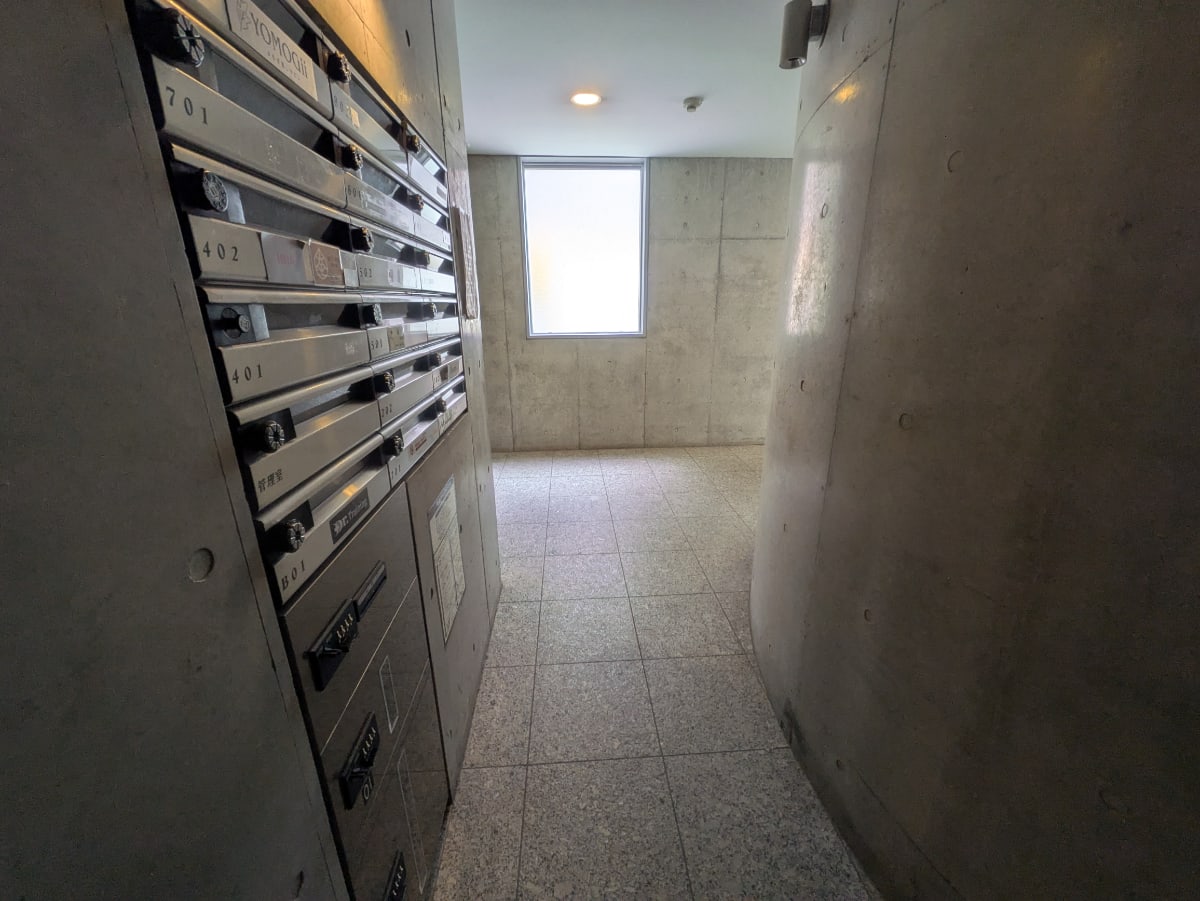 v20250913150703/fresh/building/J00100393476_11