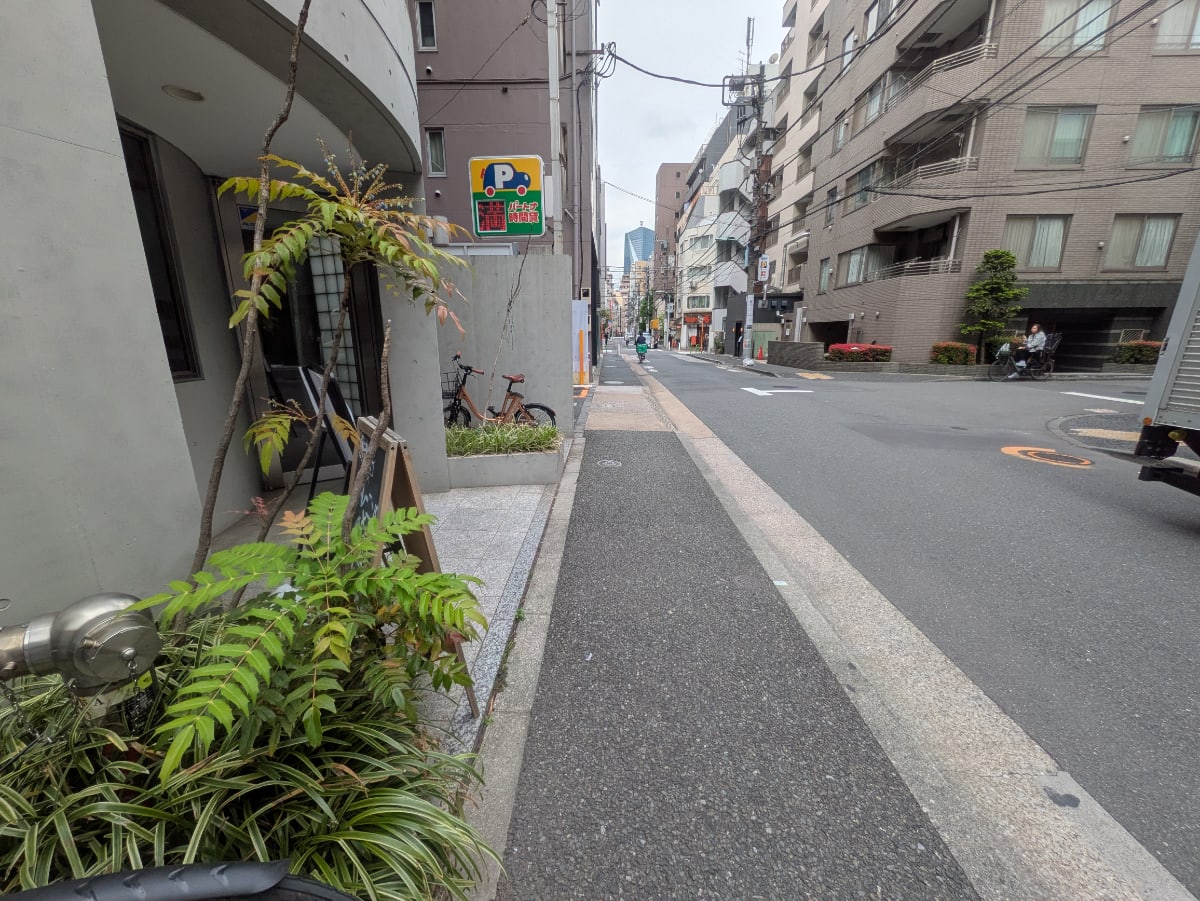 v20250913150703/fresh/building/J00100393476_13