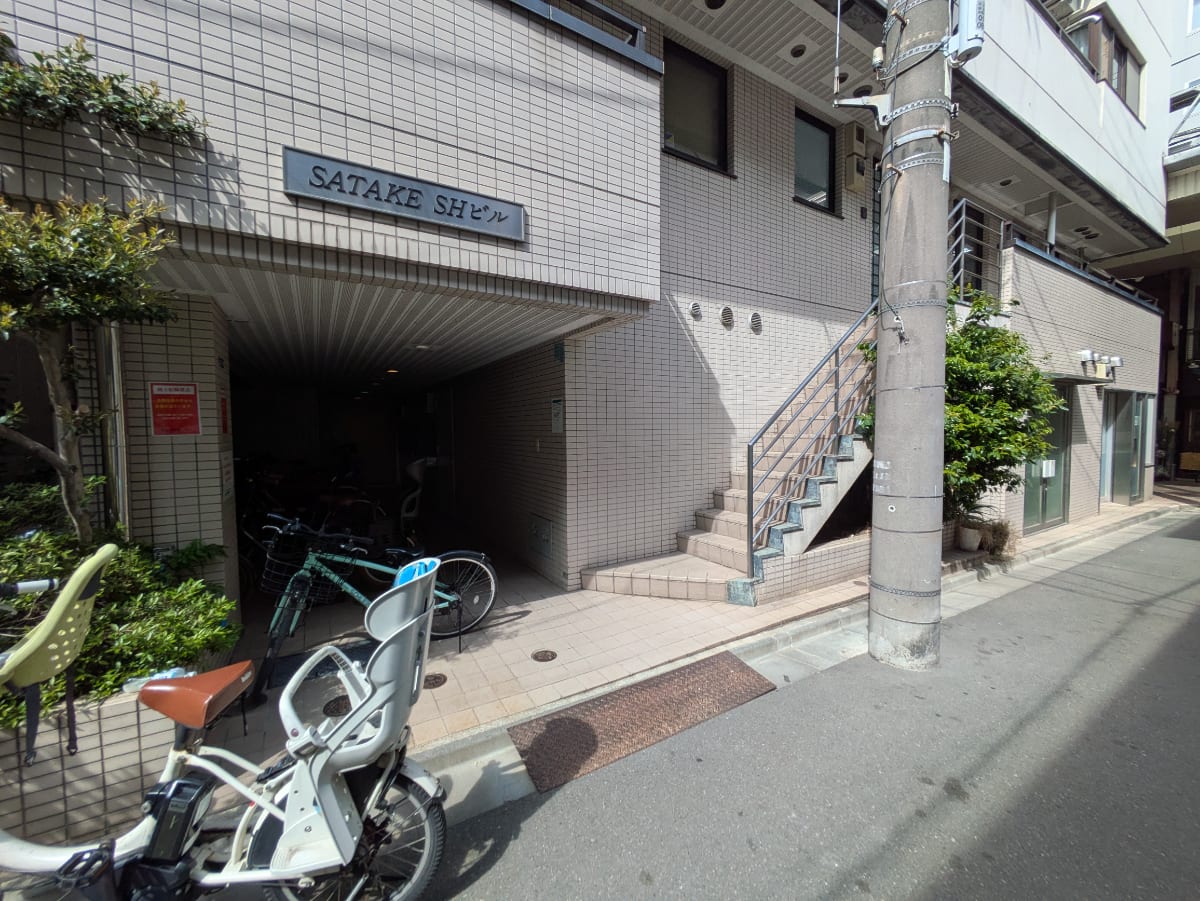 v20250913150703/fresh/building/J00100401983_11