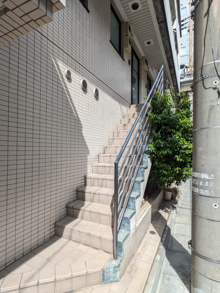 v20250913150703/fresh/building/J00100401983_7