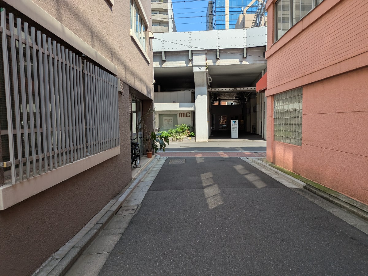 v20250913150703/fresh/building/J00100402211_2