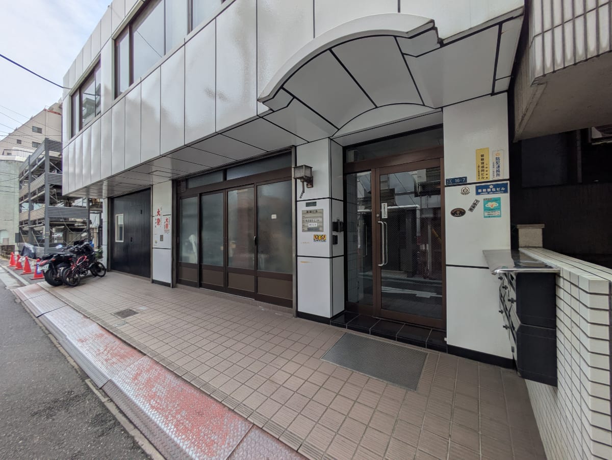 v20250913150703/fresh/building/J00100409851_12