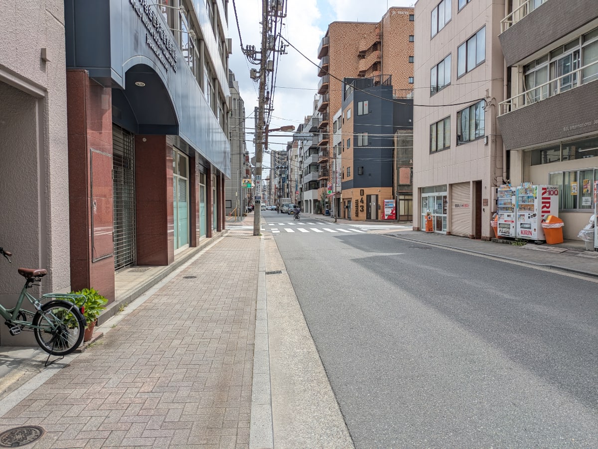 v20250913150703/fresh/building/J00100410982_2