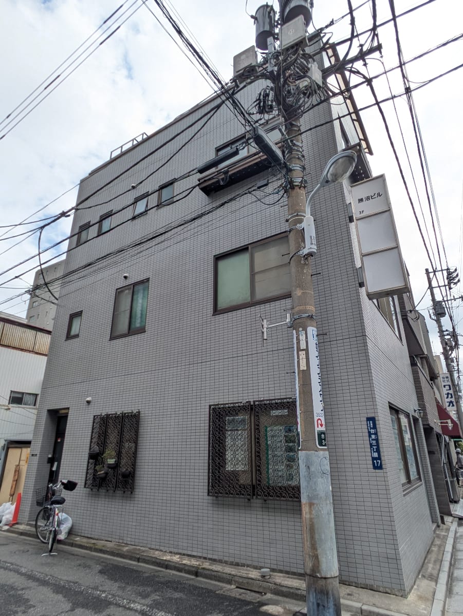 v20250913150703/fresh/building/J00100417147_9