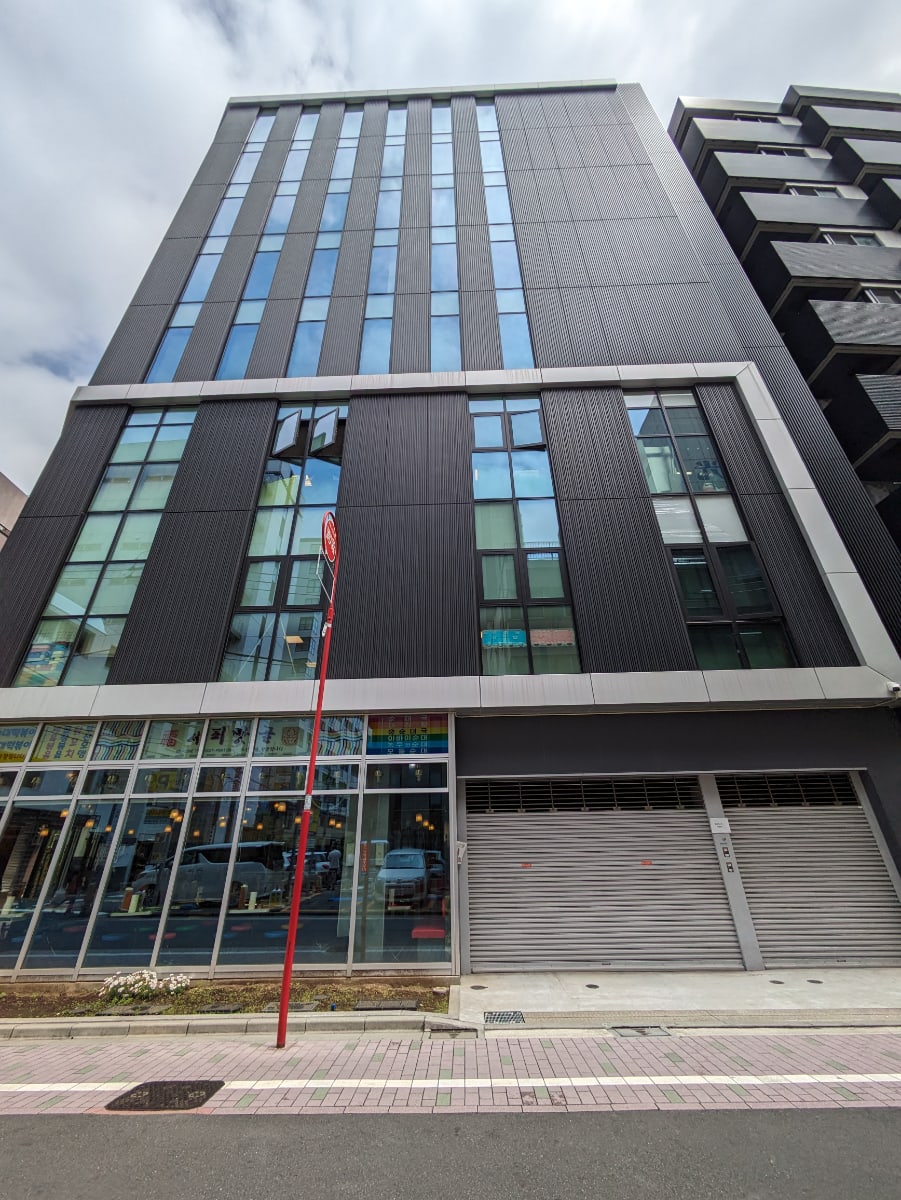 v20250913150703/fresh/building/J00100468880_6