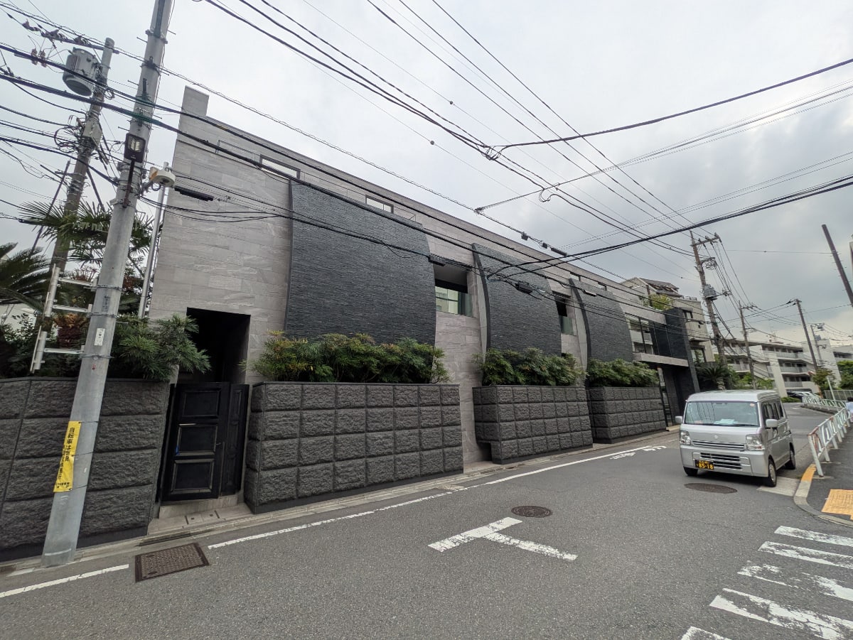 v20250913150703/fresh/building/J00100469907_6