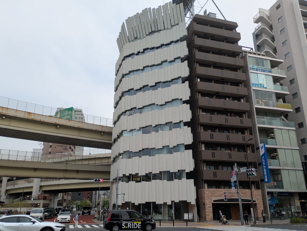v20250913150703/fresh/building/J00100476902_6
