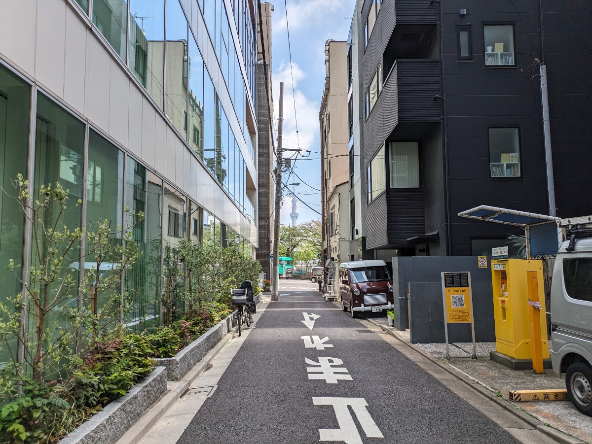 v20250913150703/fresh/building/J00100482954_57