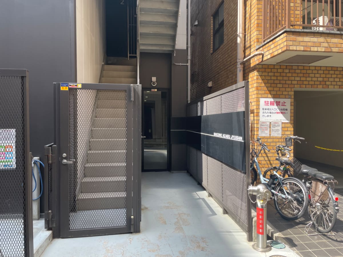 v20250914150604/fresh/building/J00100357202_3