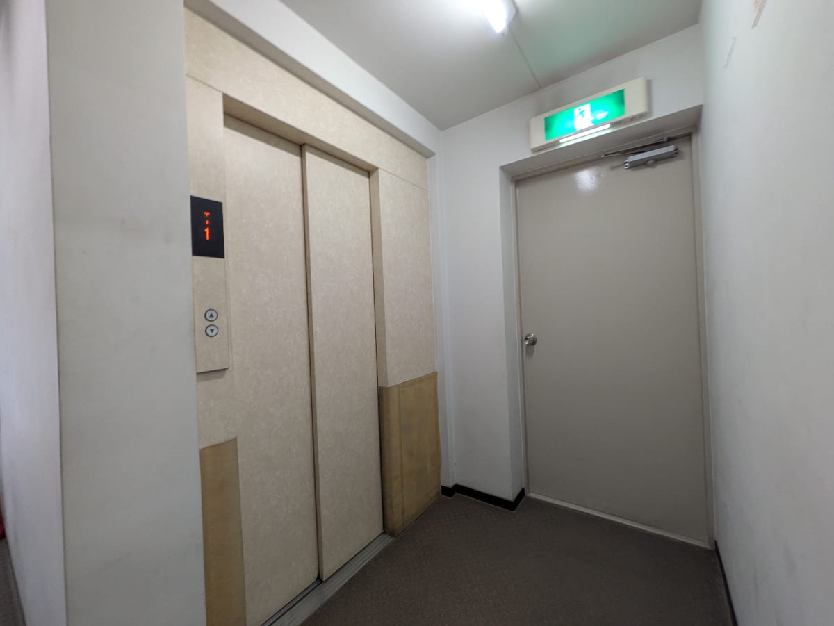 v20250914150604/fresh/building/J00100360421_4
