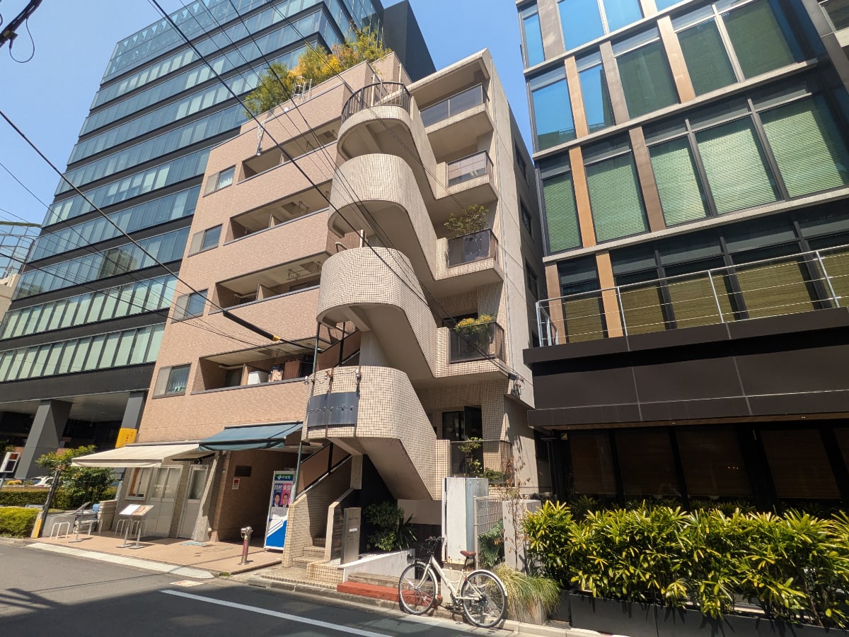 v20250914150604/fresh/building/J00100376322_16