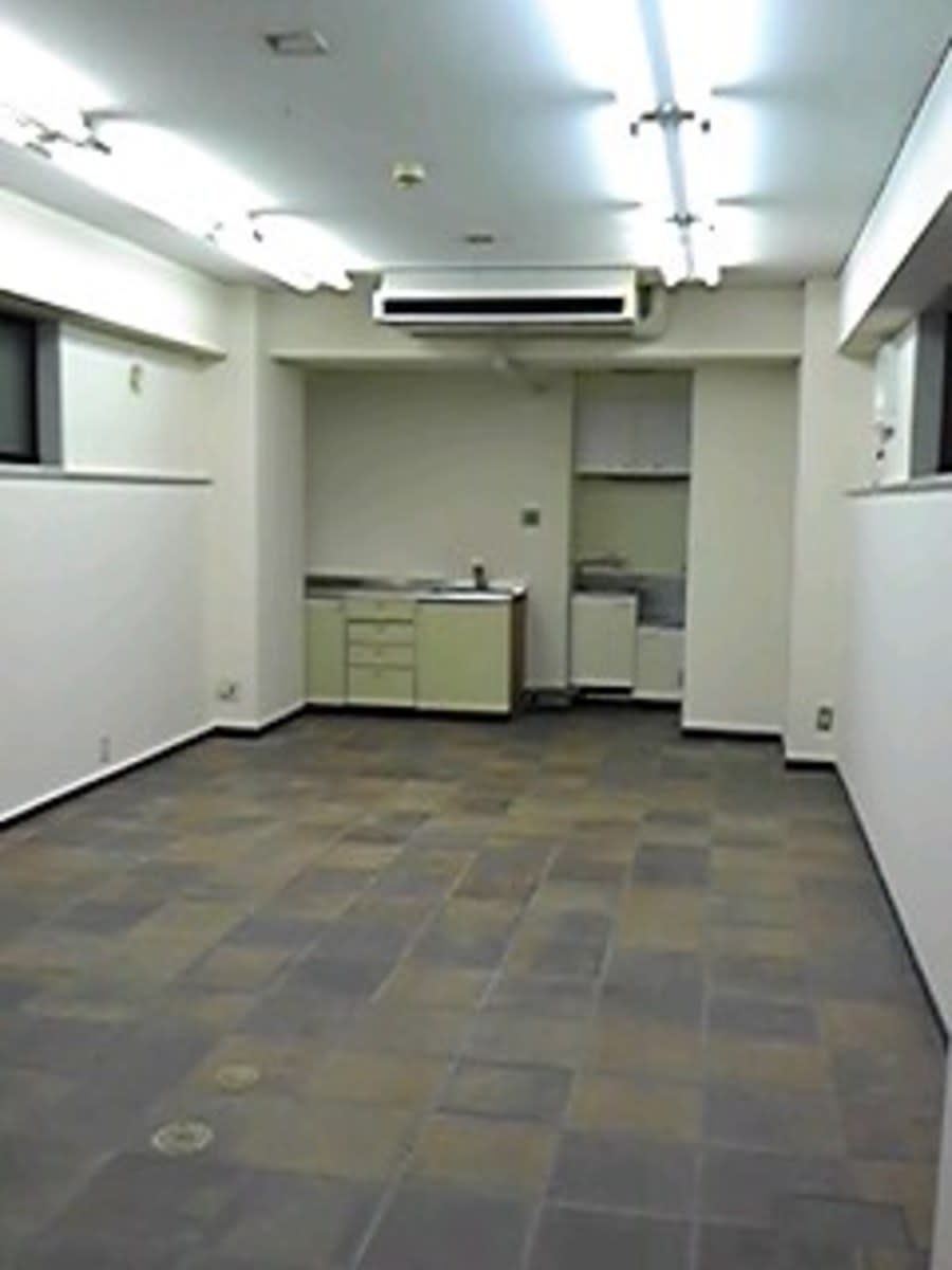 v20250914150604/fresh/building/J00100376322_9
