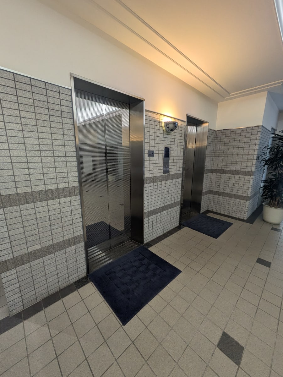 v20250914150604/fresh/building/J00100376696_4