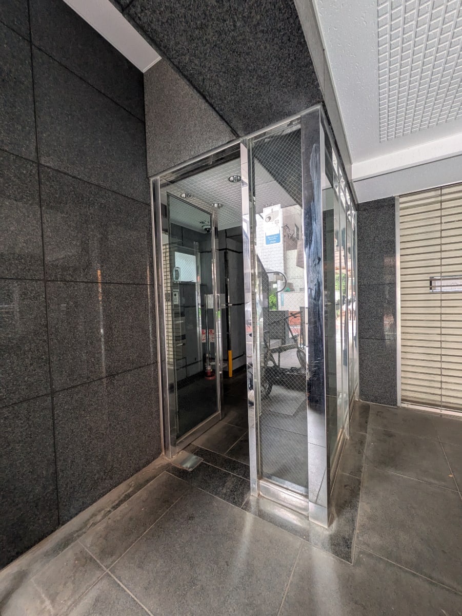 v20250914150604/fresh/building/J00100385407_3