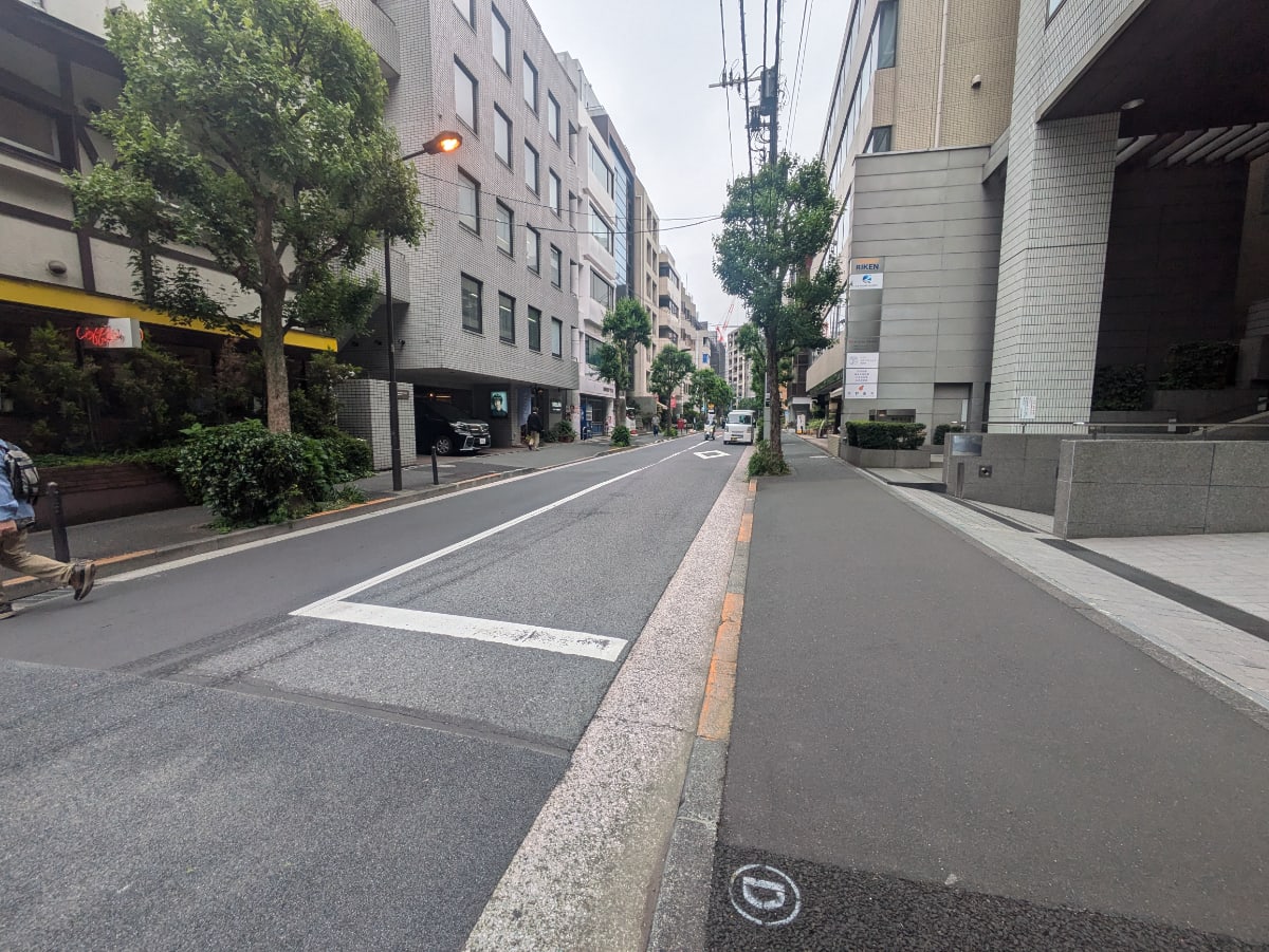 v20250914150604/fresh/building/J00100389816_11
