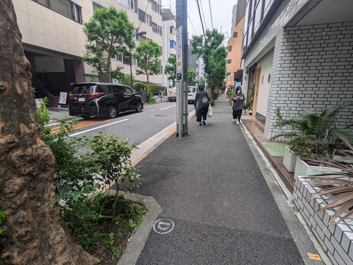 v20250914150604/fresh/building/J00100390220_13