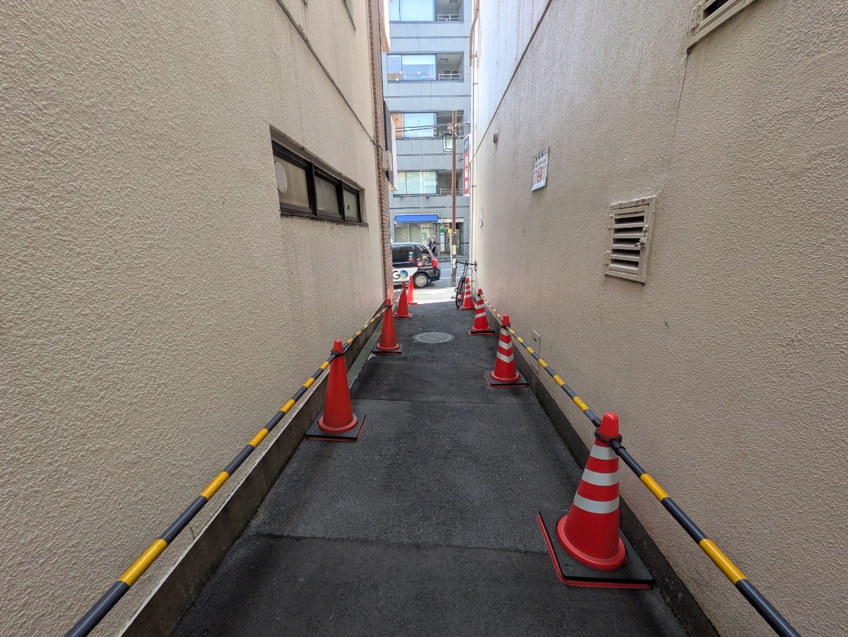 v20250914150604/fresh/building/J00100401826_11