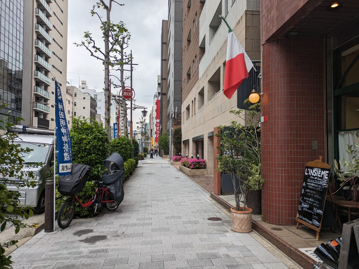 v20250914150604/fresh/building/J00100405767_13