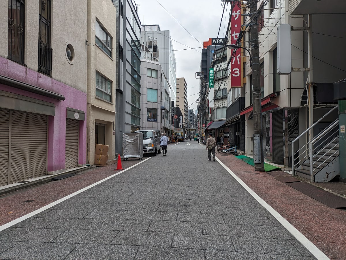 v20250914150604/fresh/building/J00100415856_2