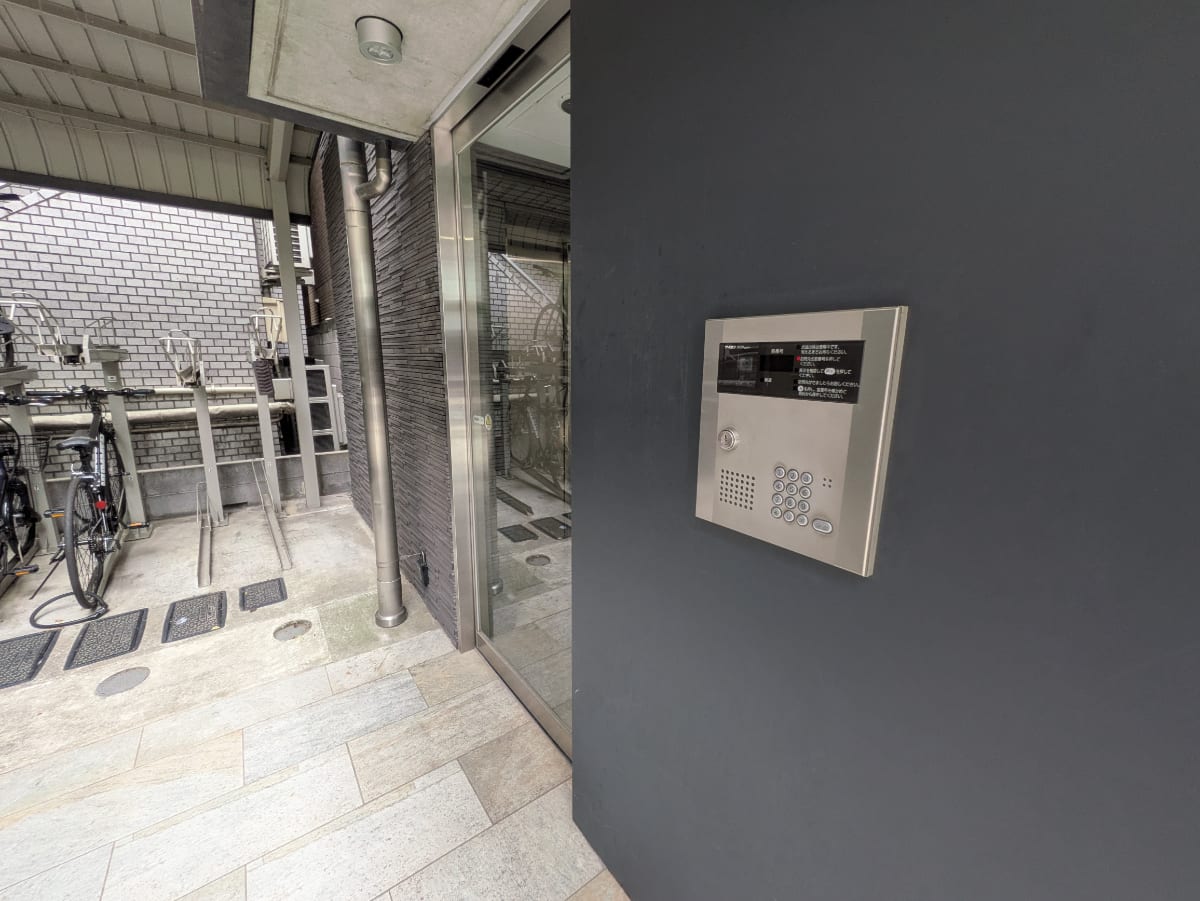 v20250914150604/fresh/building/J00100608452_12