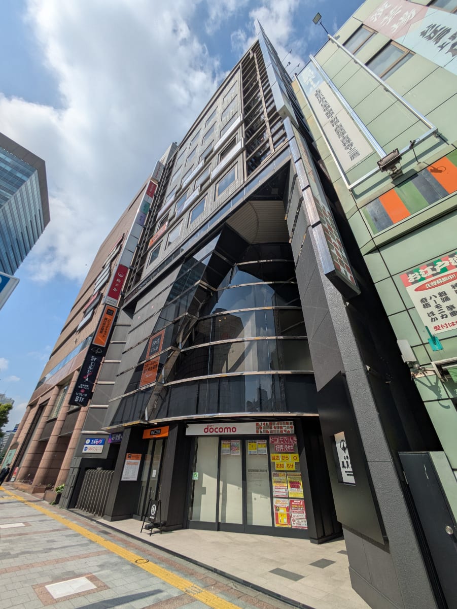 v20250916150803/fresh/building/J00100373243_9