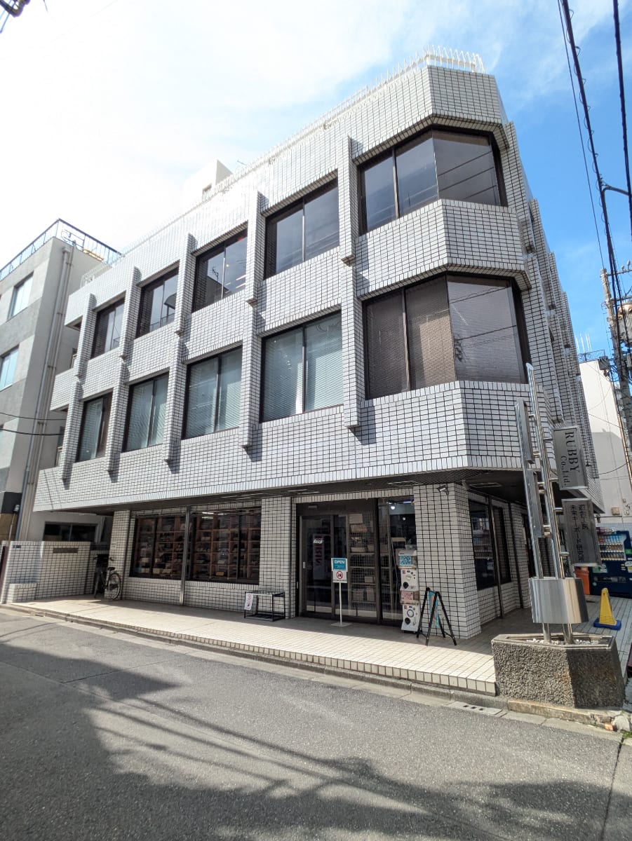 v20250916150803/fresh/building/J00100389411_1