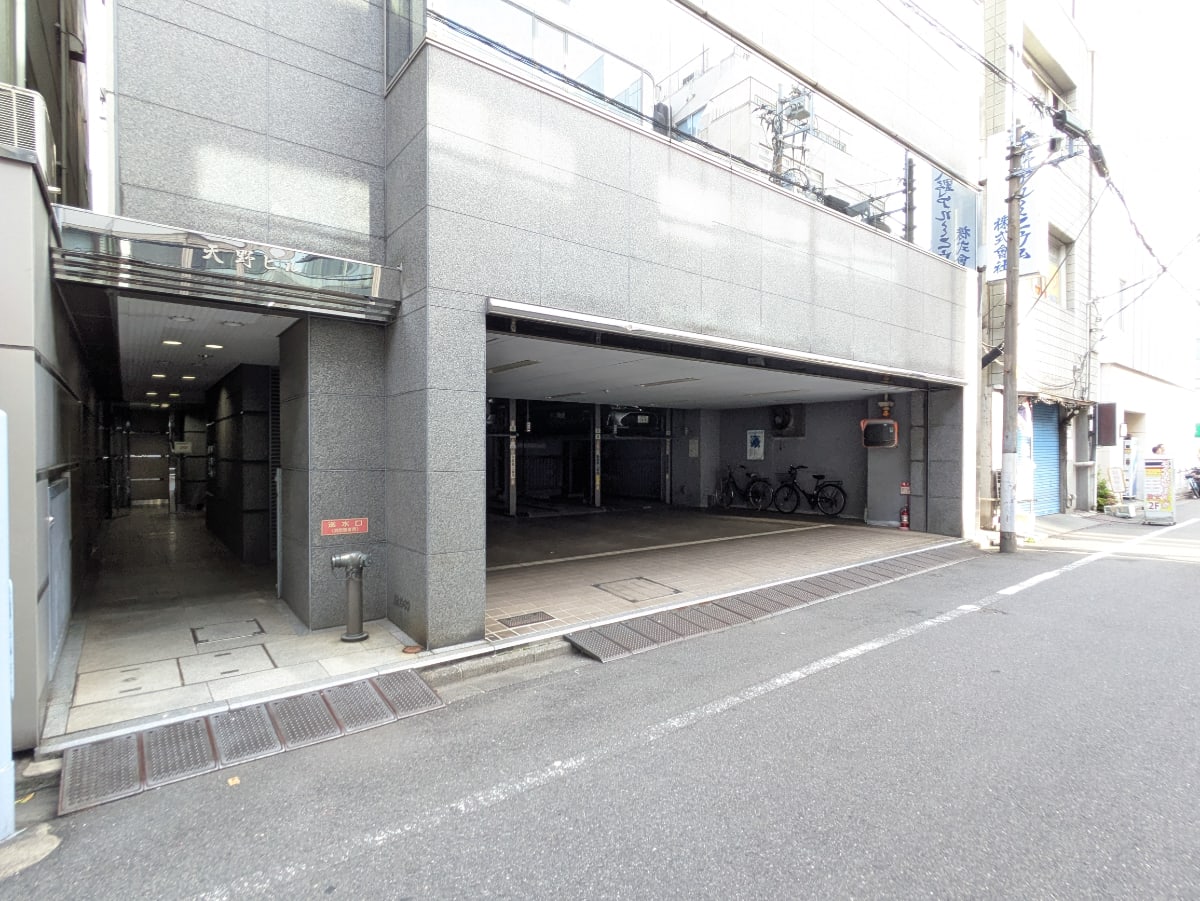 v20250916150803/fresh/building/J00100389977_8