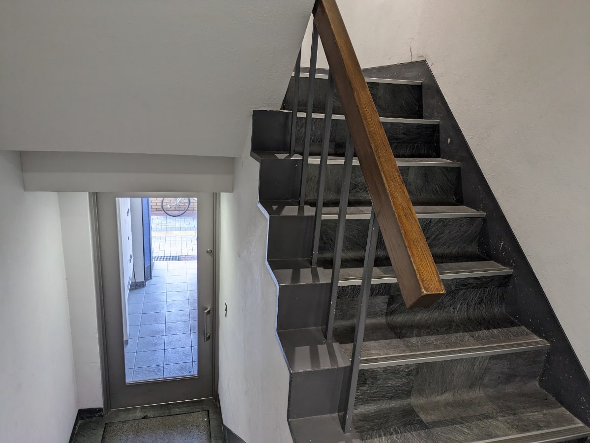 v20250916150804/fresh/building/J00100395007_17