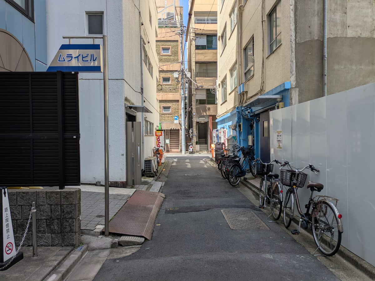 v20250917150804/fresh/building/J00100359319_21