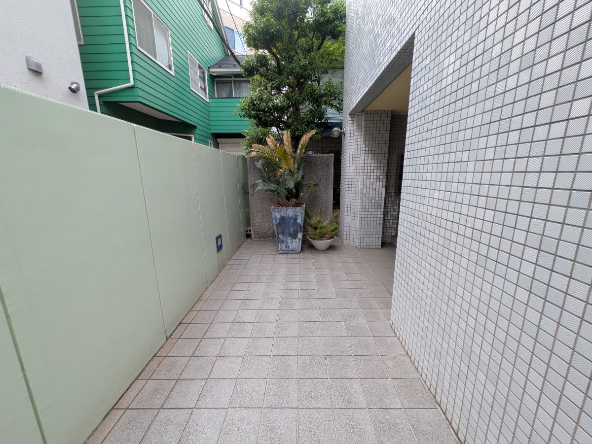 v20250917150804/fresh/building/J00100360894_3