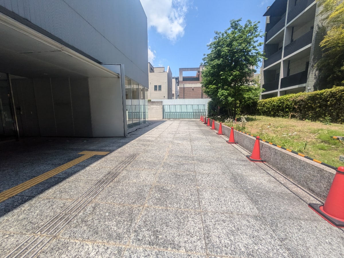 v20250917150804/fresh/building/J00100361776_15
