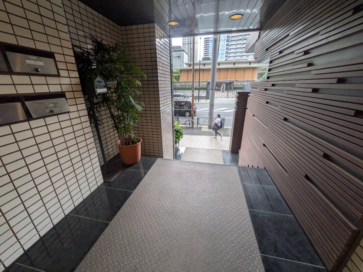 v20250917150804/fresh/building/J00100373888_10