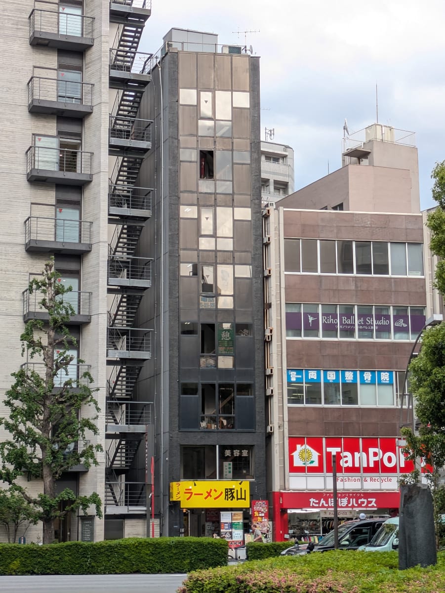 v20250917150804/fresh/building/J00100379363_6
