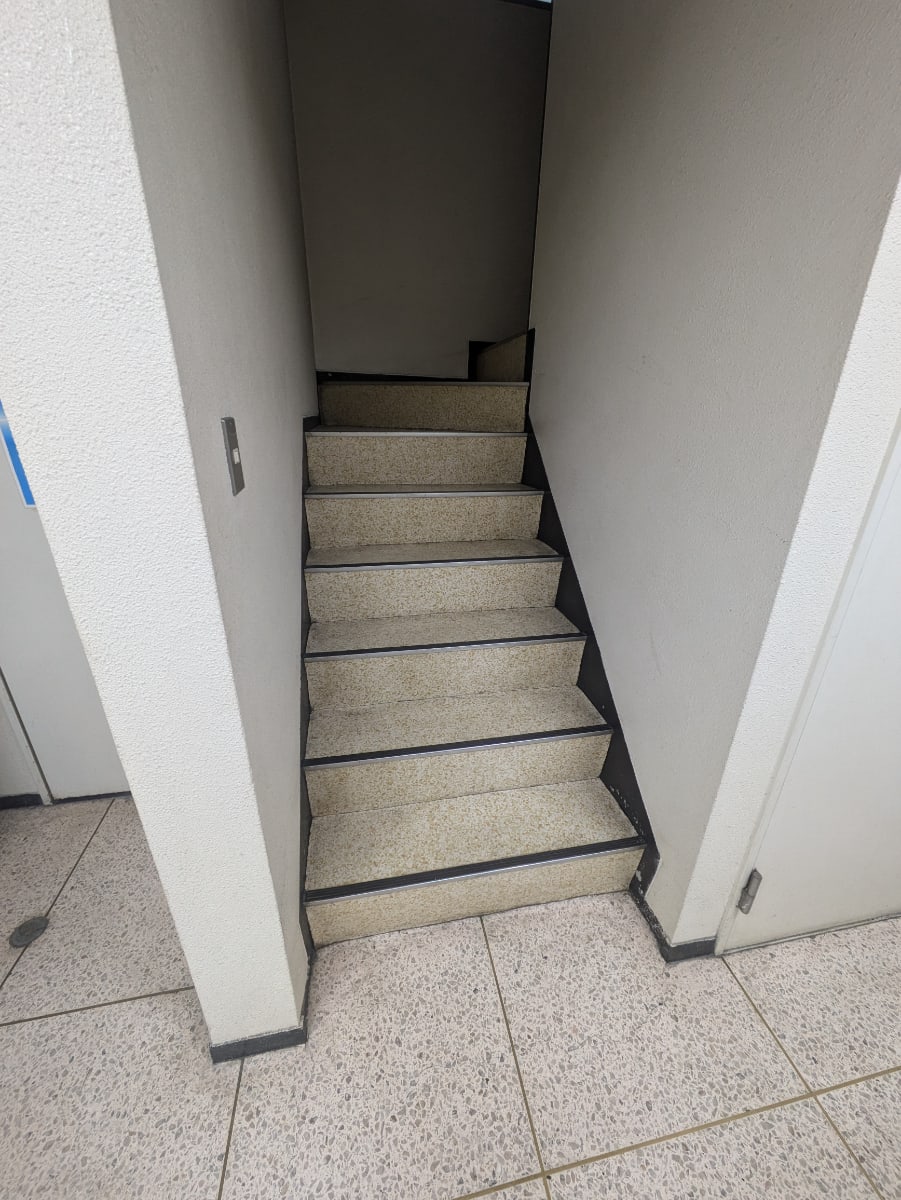 v20250917150804/fresh/building/J00100383648_9