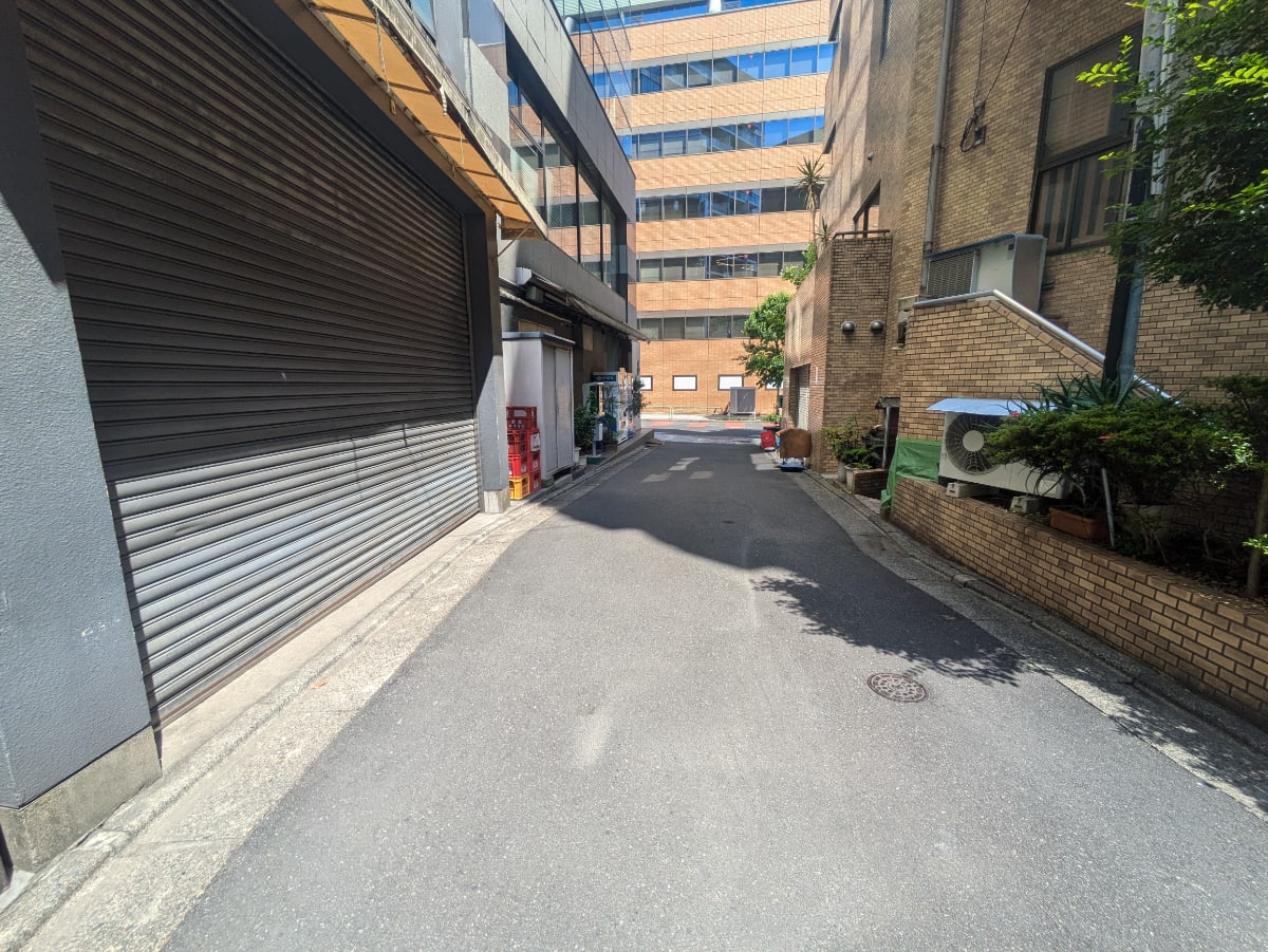 v20250917150804/fresh/building/J00100383756_21