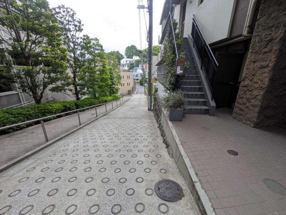 v20250917150804/fresh/building/J00100384374_2